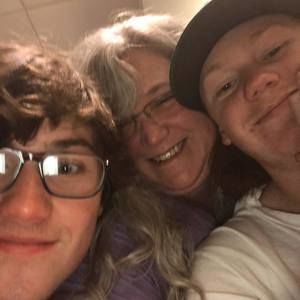 Meet your Posher, Lisa